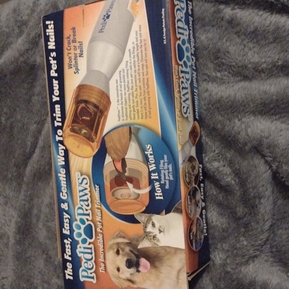 PEDI PAWS PET NAIL TRIMMER. NIB. NWT. - Picture 2 of 4
